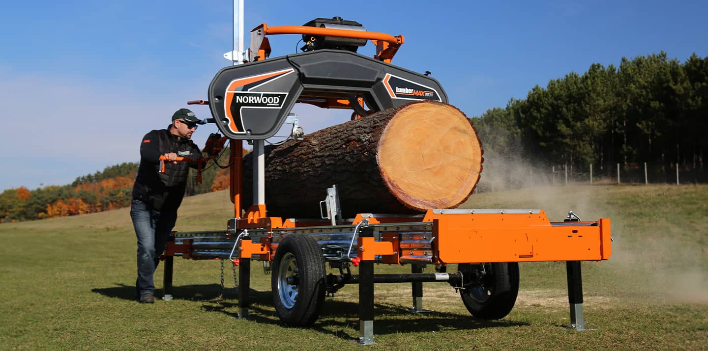 Sawmilling in action with Lumbermax HD38